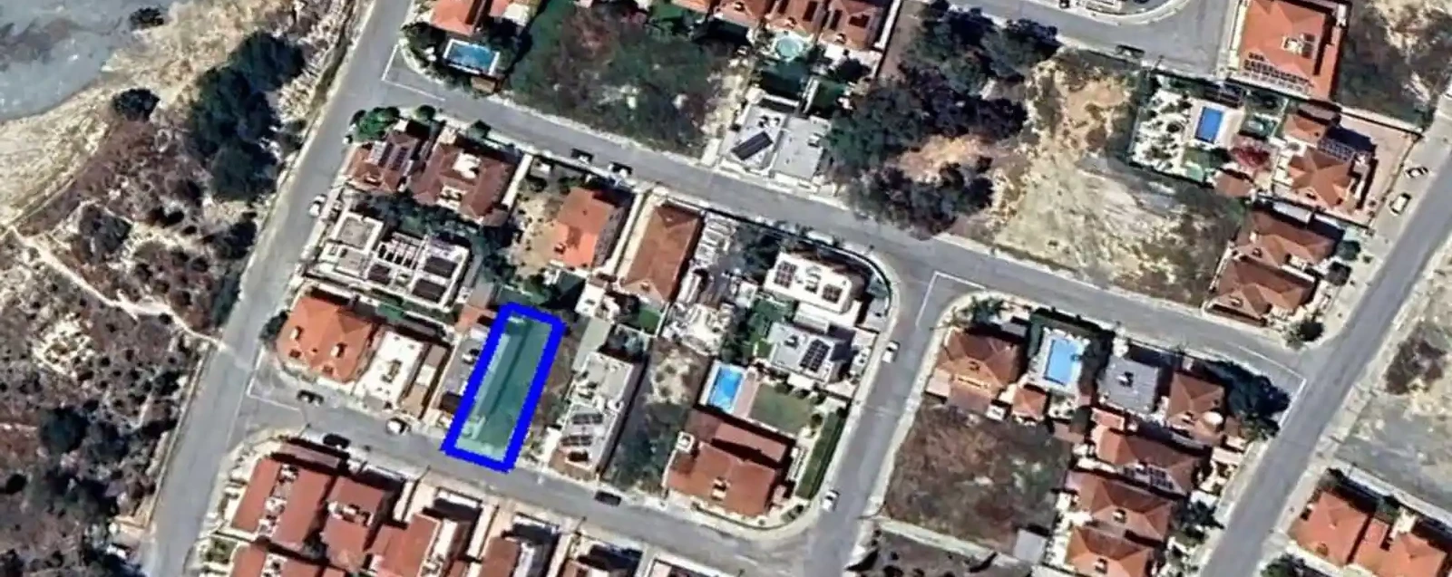 Residential land 333 m², image 1