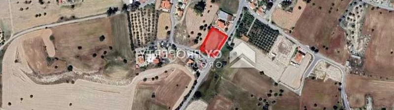 Residential land 1673 m², image 1