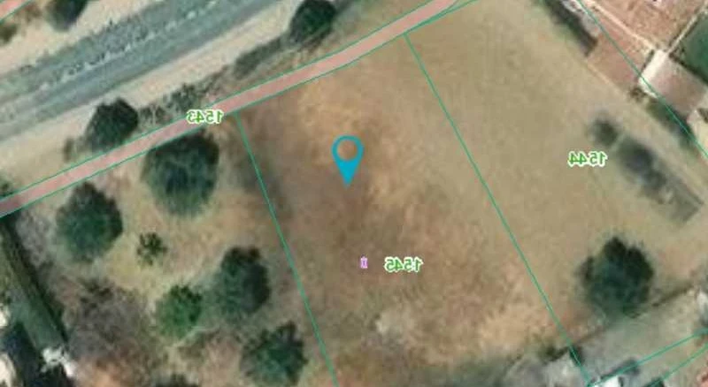 Residential land 669 m², image 1