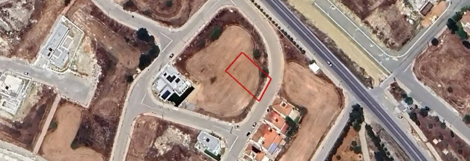 Residential land 548 m², image 1