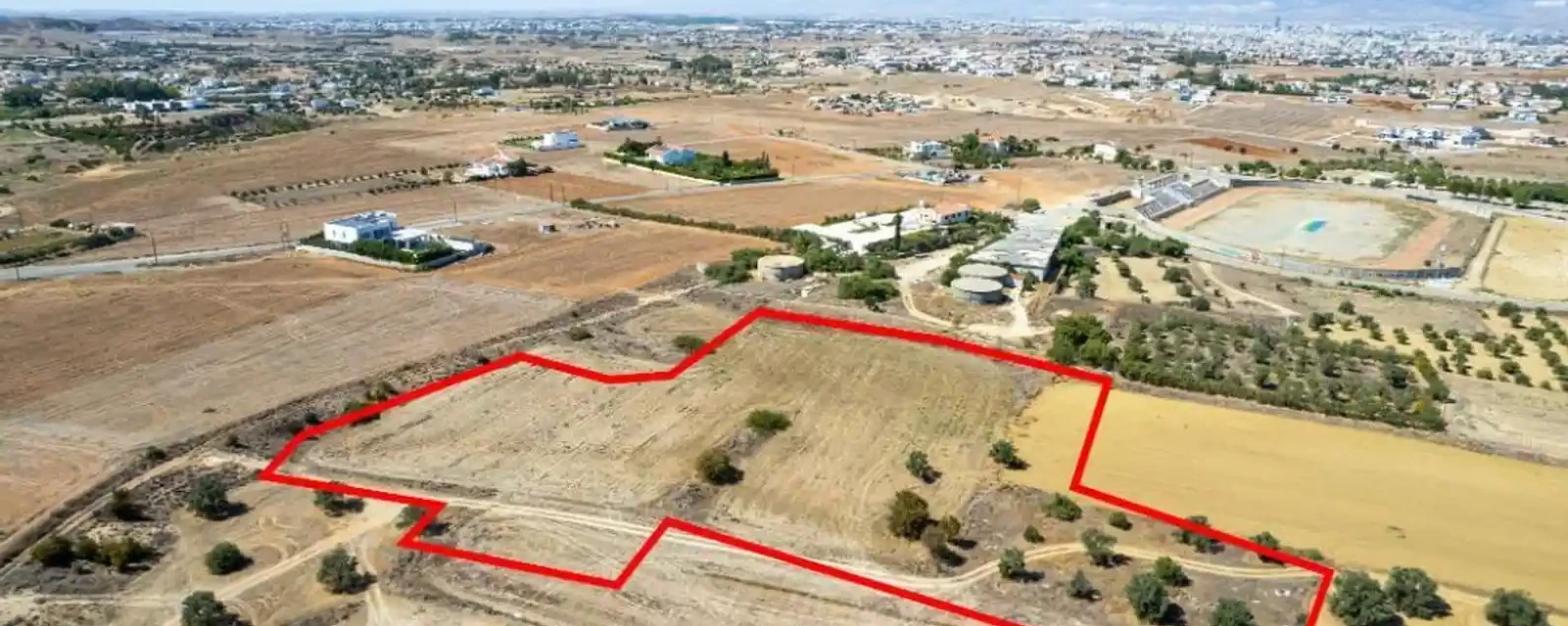 Residential land 12607 m², image 1