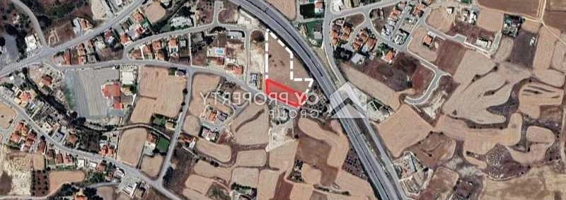 Residential land 819 m², image 1