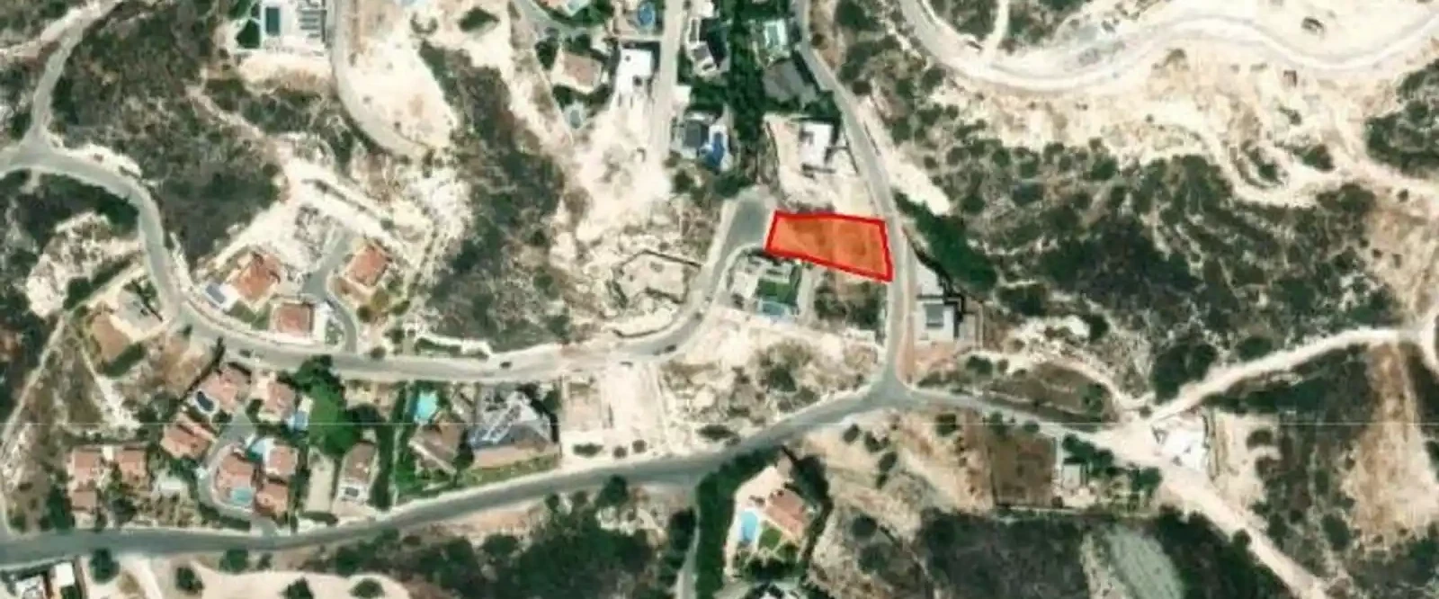 Residential land 844 m², image 1