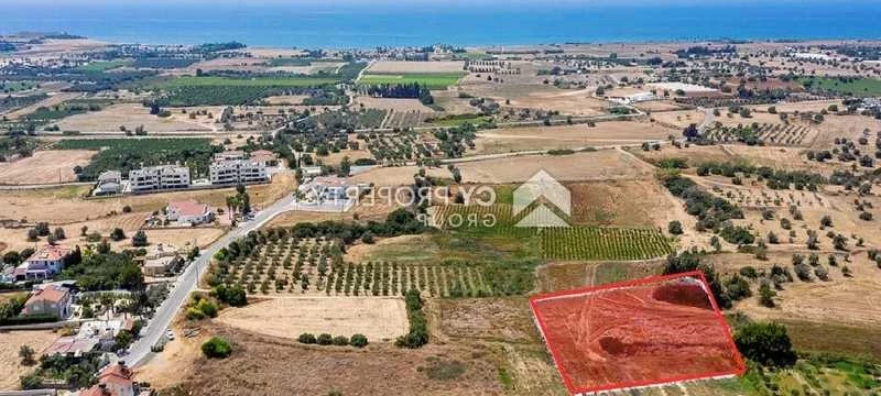 Residential land 3512 m², image 1