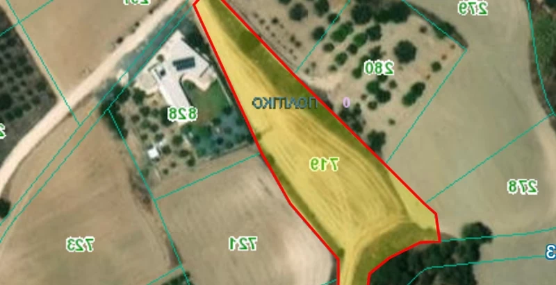 Residential land 3345 m², image 1