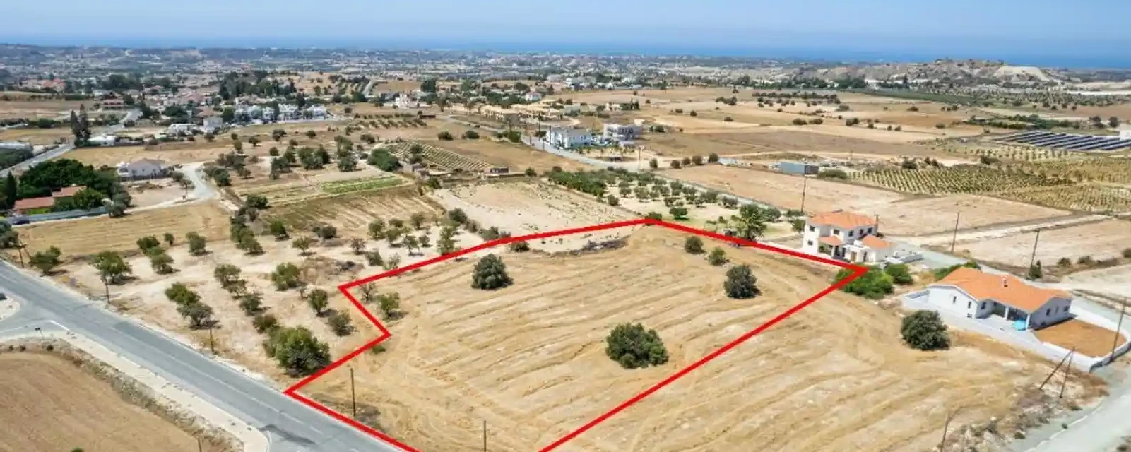 Residential land 6355 m², image 1