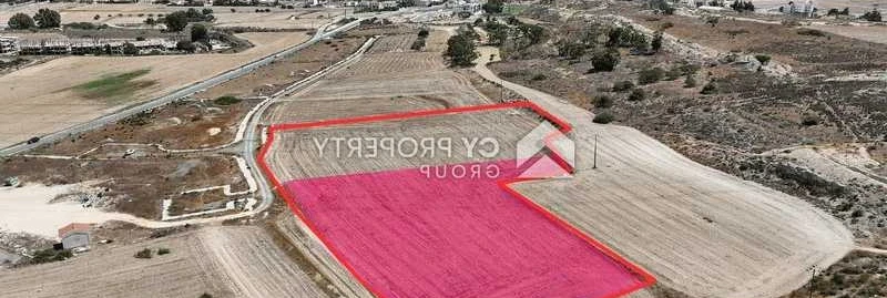 Residential land 5686 m², image 1