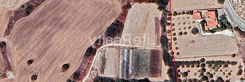 Residential land 9365 m², image 1