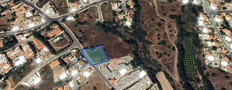 Residential land 2007 m², image 1