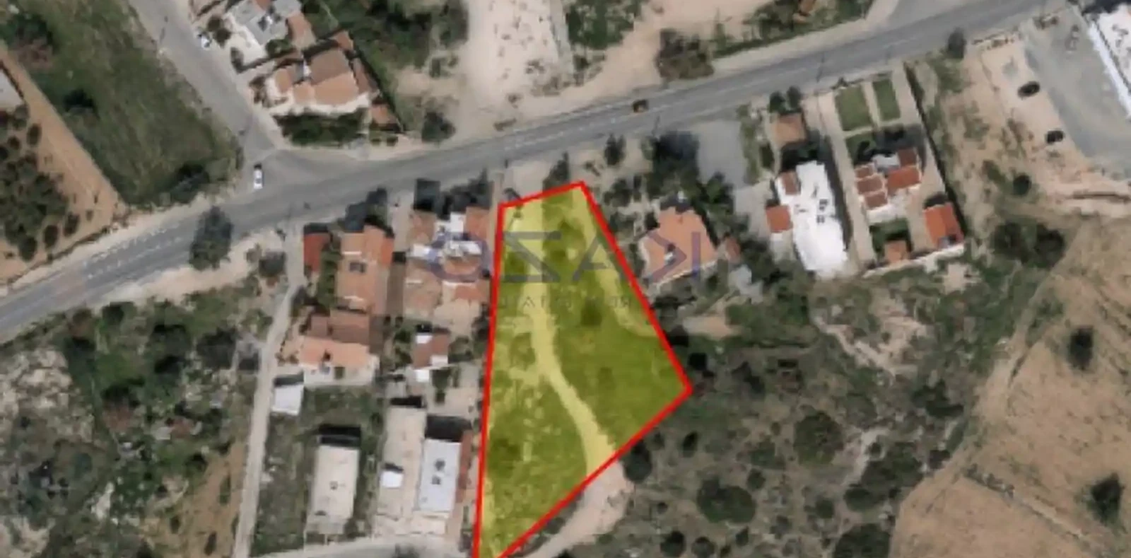 Residential land 2026 m², image 1