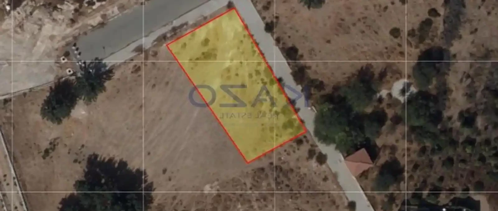 Residential land 587 m², image 1