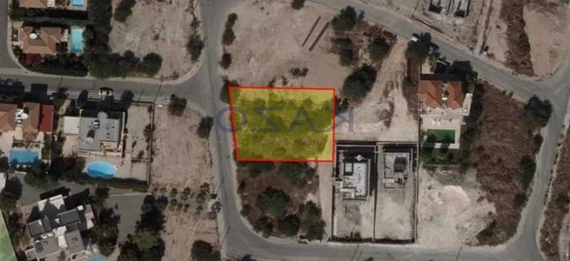 Residential land 890 m², image 1