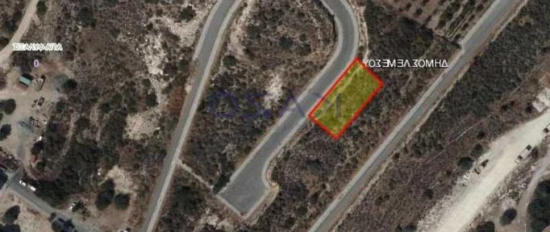 Residential land 800 m², image 1