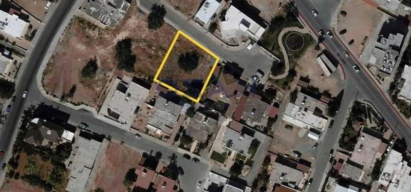 Residential land 876 m², image 1