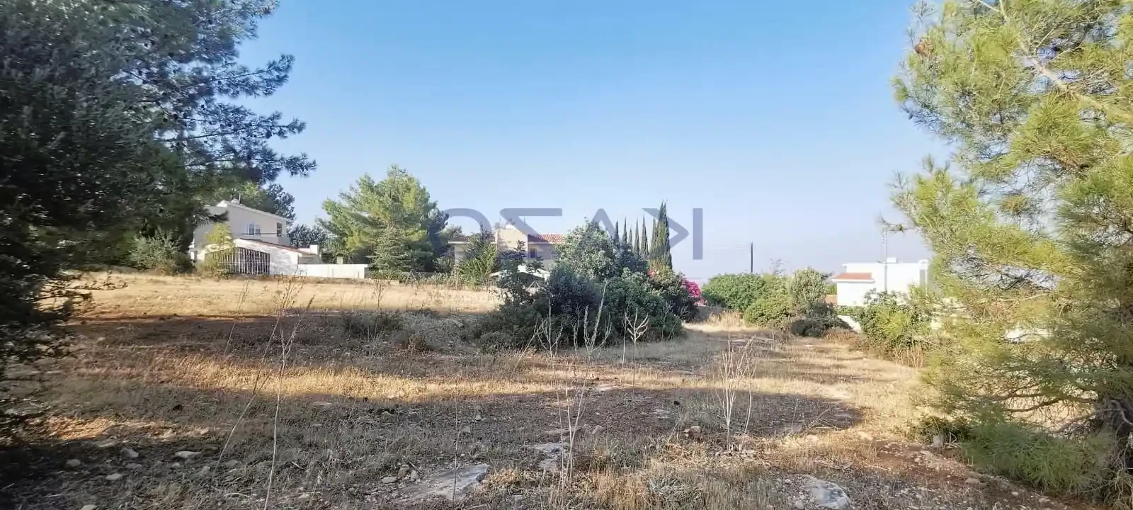 Residential land 752 m², image 1