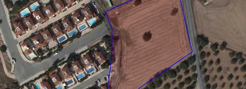 Residential land 8863 m², image 1