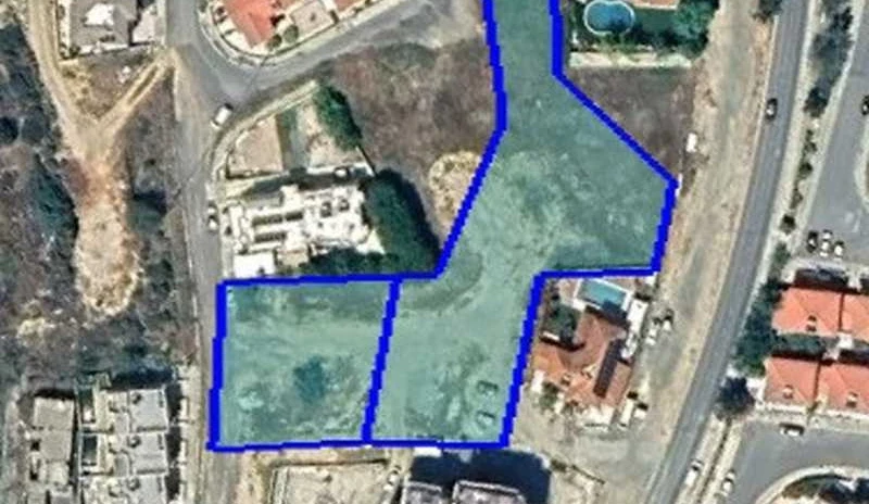 Residential land 3306 m², image 1