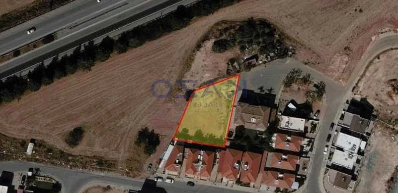 Residential land 670 m², image 1