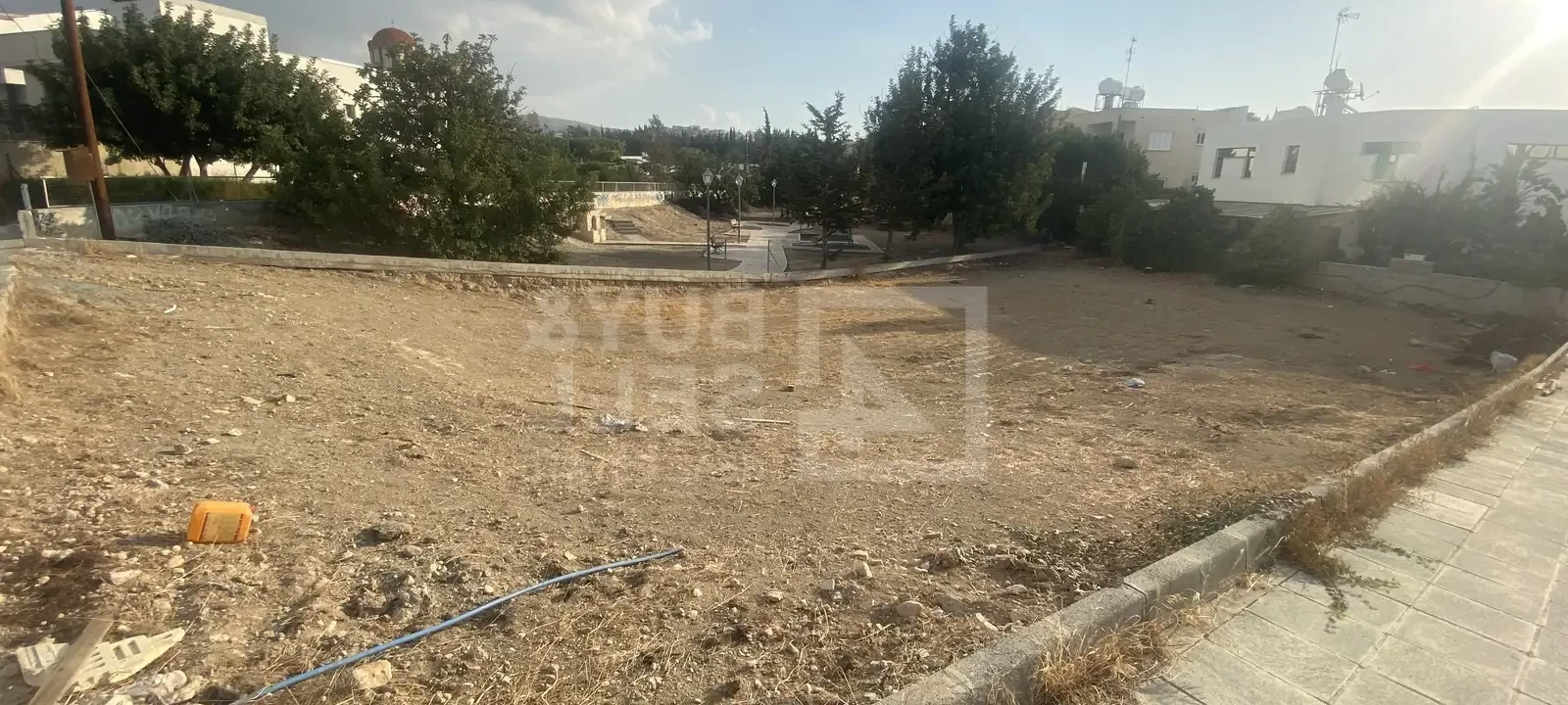 Residential land 675 m², image 1