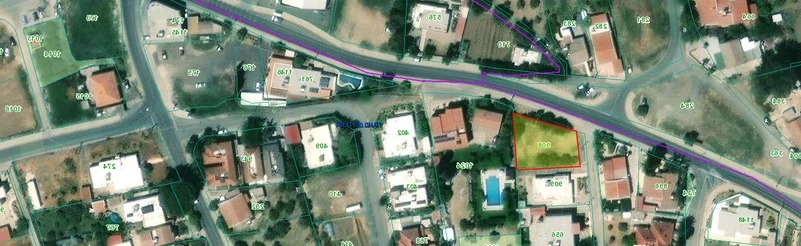 Residential land 567 m², image 1