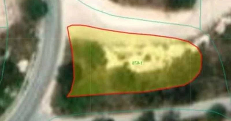 Residential land 700 m², image 1