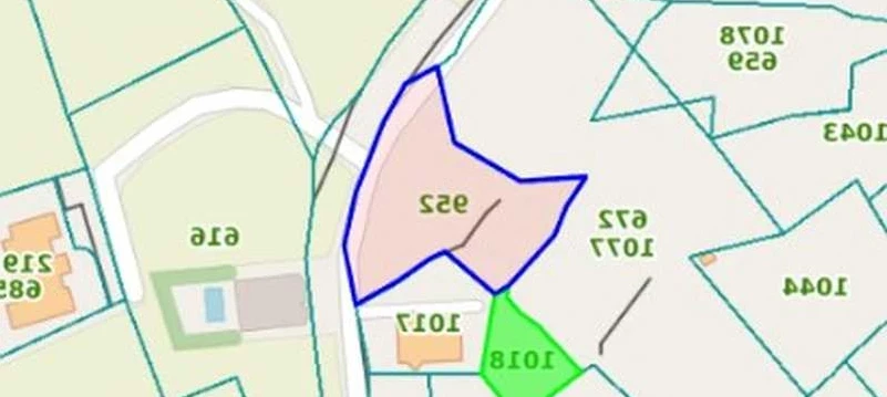 Residential land 2550 m², image 1