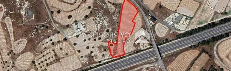 Residential land 5736 m², image 1