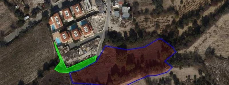 Residential land 4014 m², image 1