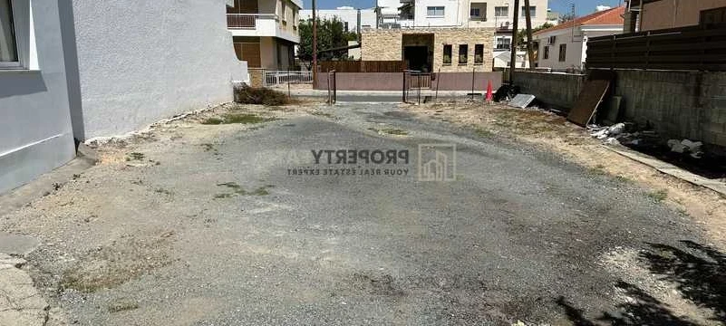 Residential land 310 m², image 1