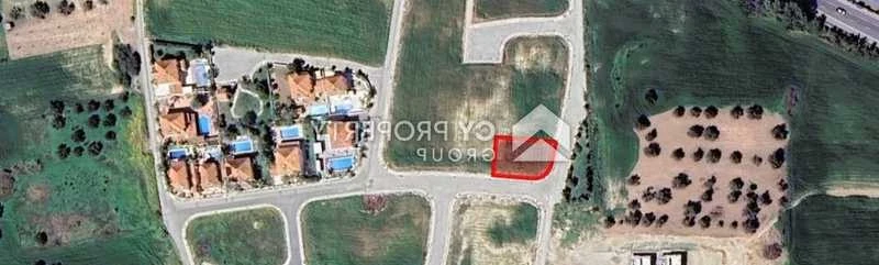 Residential land 664 m², image 1