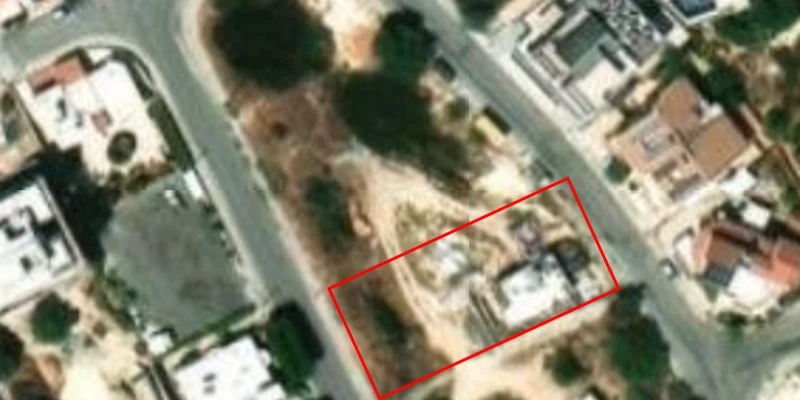 Residential land 714 m², image 1