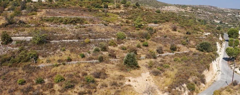 Residential land 13000 m², image 1