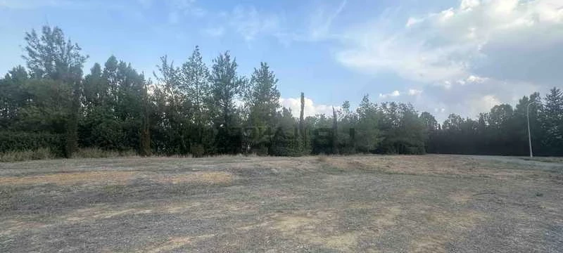 Residential land 1576 m², image 1