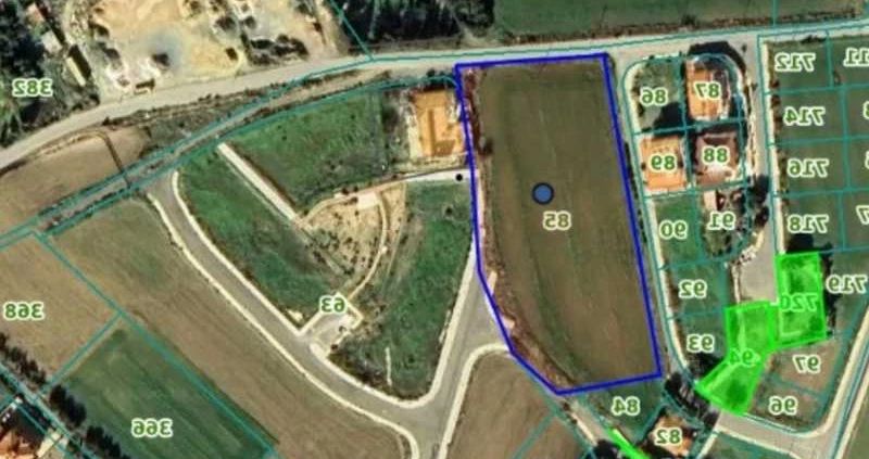 Residential land 565 m², image 1