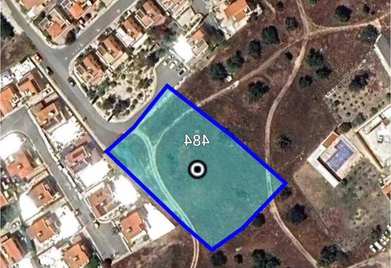 Residential land 3011 m², image 1