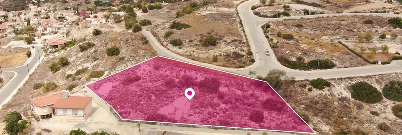 Residential land 1338 m², image 1