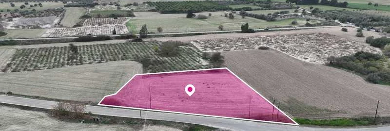 Residential land 4014 m², image 1