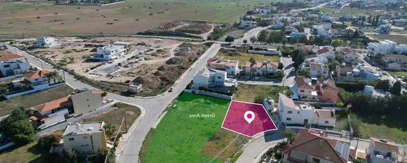 Residential land 725 m², image 1