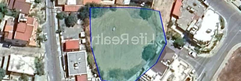 Residential land 1301 m², image 1