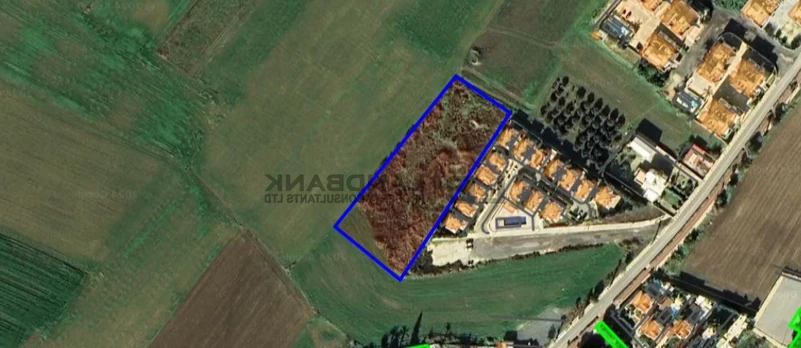 Residential land 5711 m², image 1