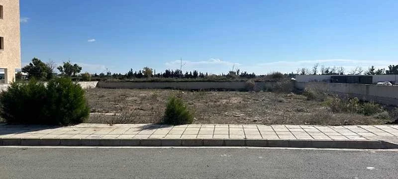 Residential land 559 m², image 1