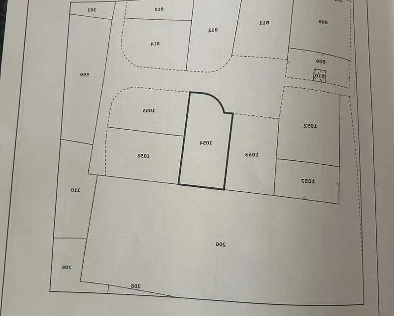 Residential land 638 m², image 1