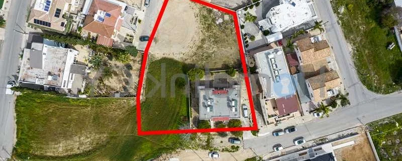 Residential land 2519 m², image 1