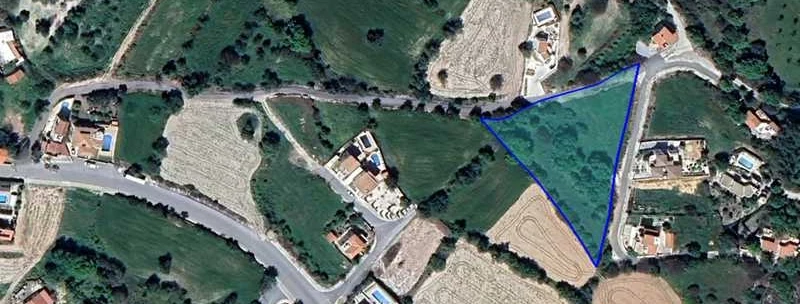 Residential land 4014 m², image 1