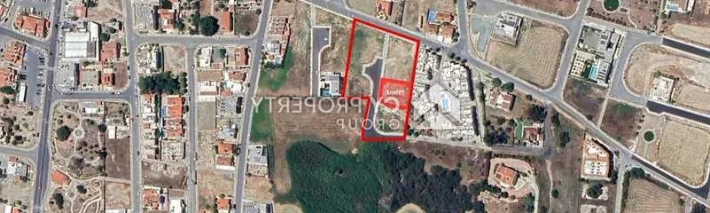 Residential land 755 m², image 1