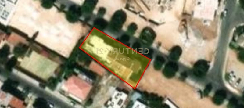 Residential land 671 m², image 1