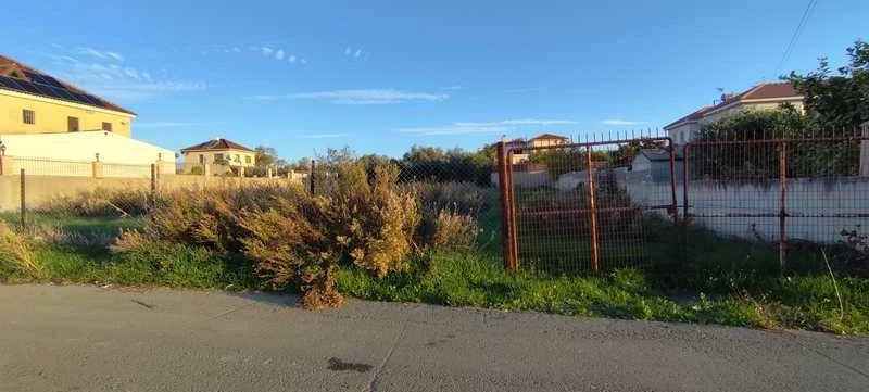 Residential land 1365 m², image 1