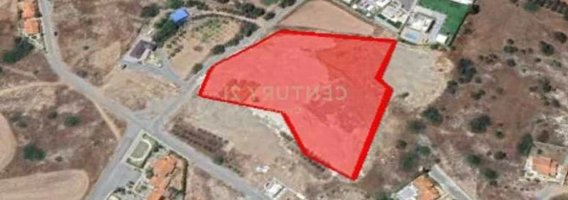 Residential land 11456 m², image 1