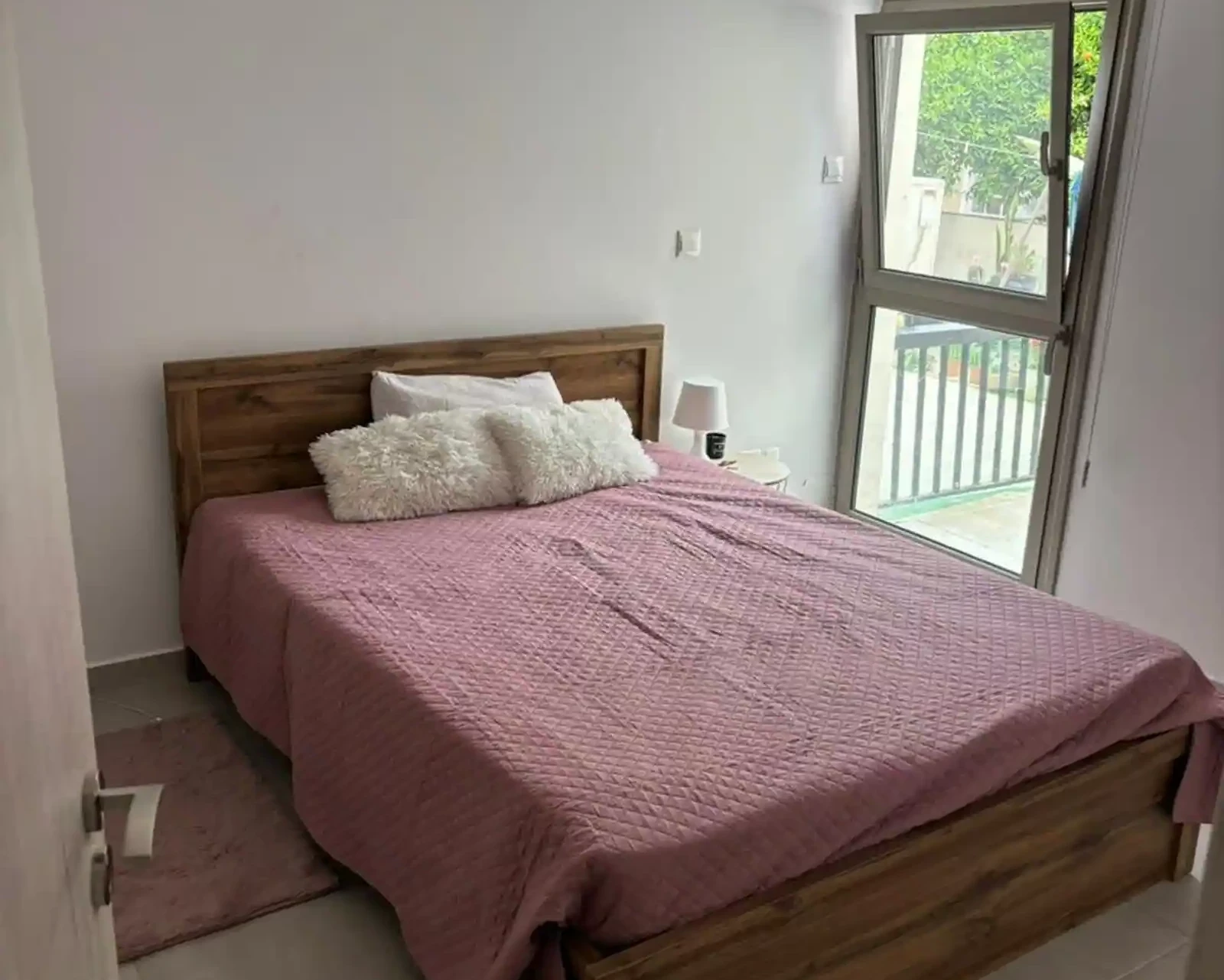 3-bedroom semi-detached to rent €1.400, image 1
