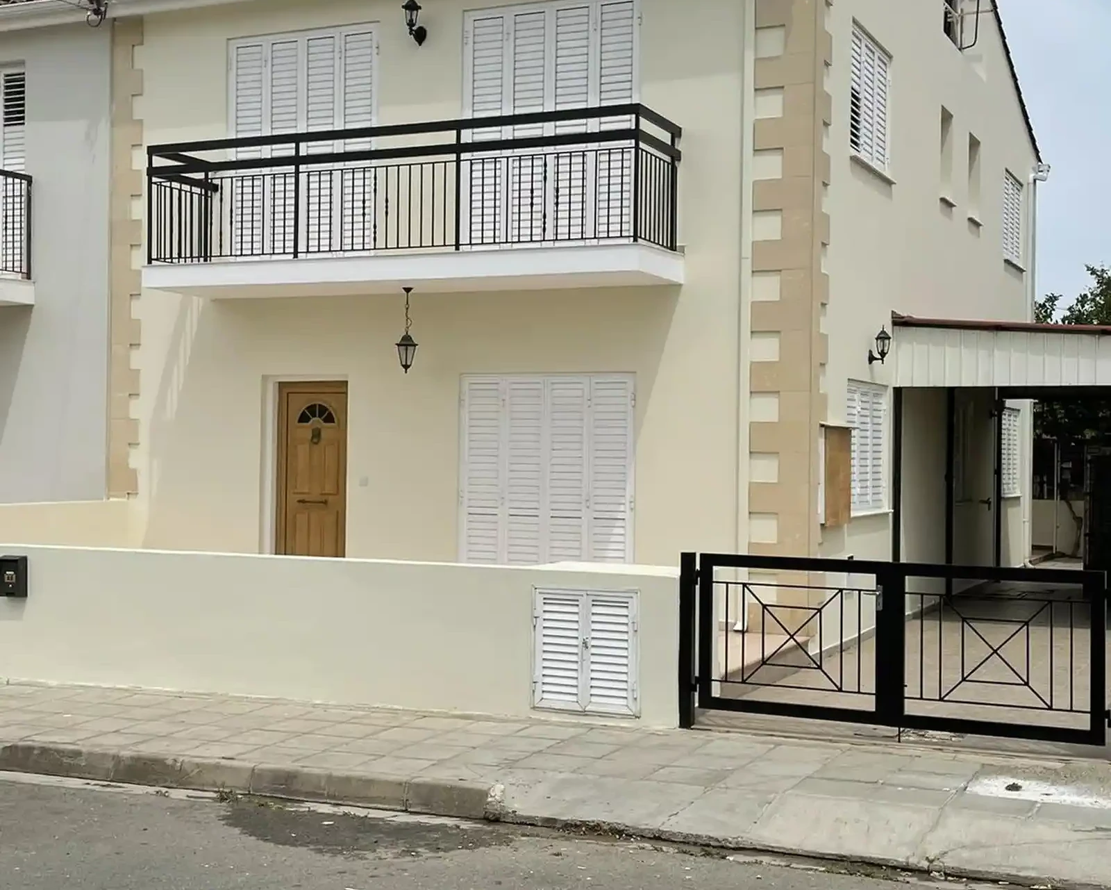 4-bedroom semi-detached to rent €1.500, image 1